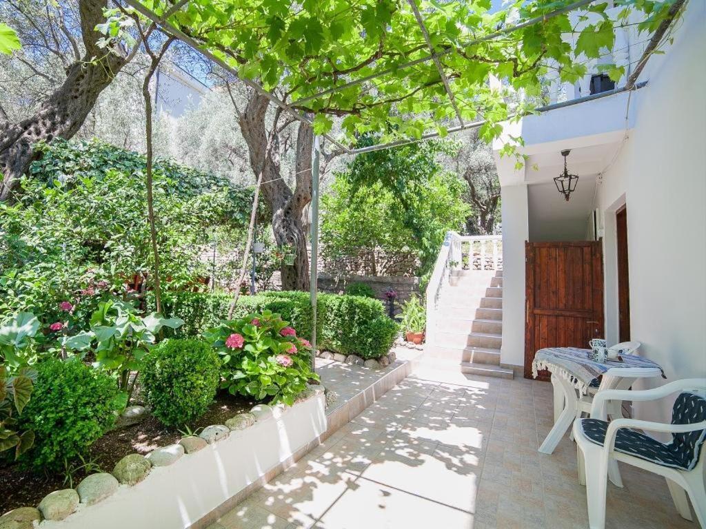 Rooms Garden Petrovac Kamer foto